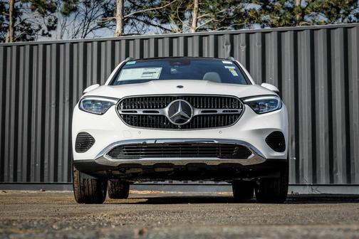 2026 Mercedes-Benz GLC 300 4MATIC