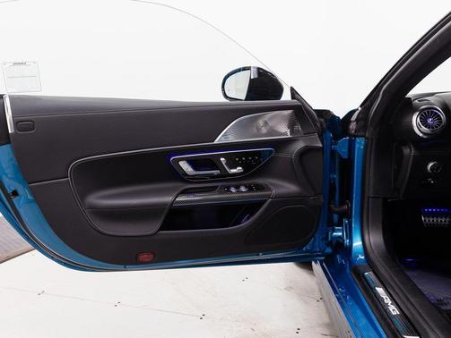 2023 Mercedes-Benz AMG SL 63 Base