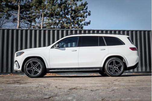 2025 Mercedes-Benz GLS 450 4MATIC