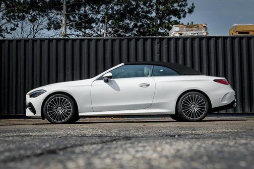 2026 Mercedes-Benz CLE 300 4MATIC Cabriolet