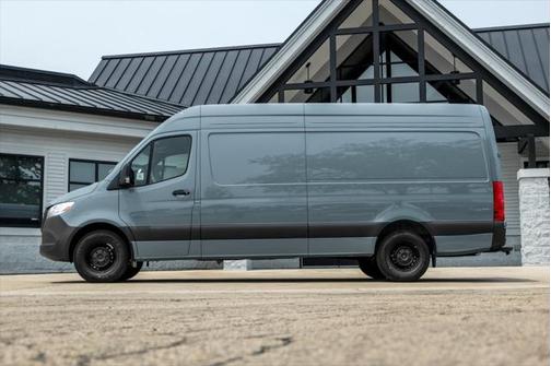 2025 Mercedes-Benz Sprinter 2500 High Roof
