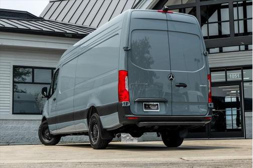 2025 Mercedes-Benz Sprinter 2500 High Roof