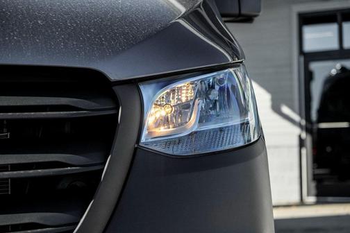 2026 Mercedes-Benz Sprinter 2500 High Roof