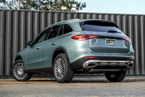 2026 Mercedes-Benz GLC 300 4MATIC