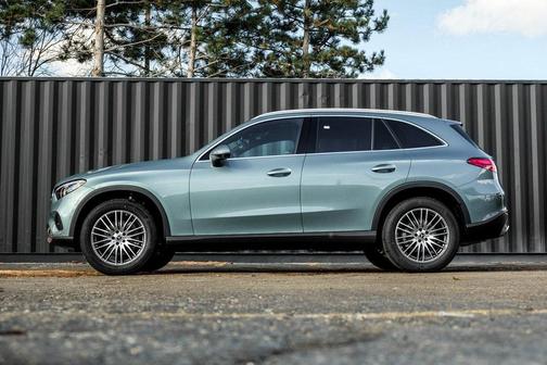 2026 Mercedes-Benz GLC 300 4MATIC