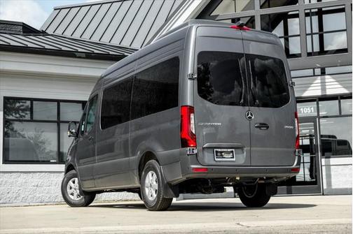 2025 Mercedes-Benz Sprinter 2500 Standard Roof