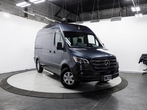 2025 Mercedes-Benz Sprinter 2500 Passenger 144 WB