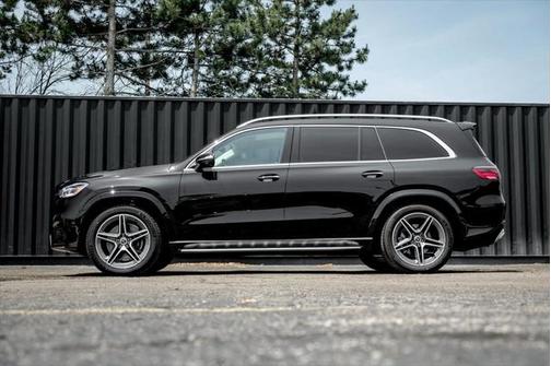2025 Mercedes-Benz GLS 450 4MATIC