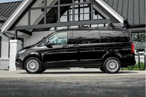 2023 Mercedes-Benz Metris Base