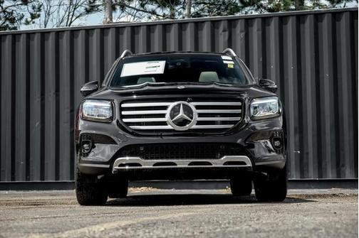 2025 Mercedes-Benz GLB 250 4MATIC