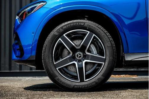 2025 Mercedes-Benz GLC 300 4MATIC Coupe