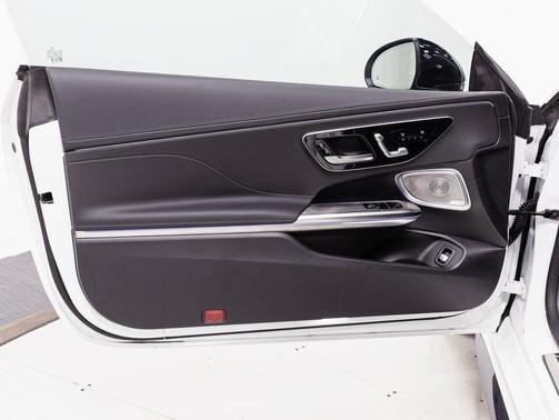 2025 Mercedes-Benz AMG CLE 53 4MATIC+