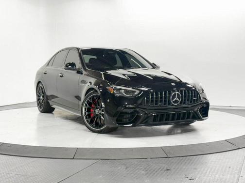 2025 Mercedes-Benz AMG C 63 S E Performance