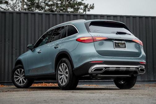 2026 Mercedes-Benz GLC 300 4MATIC