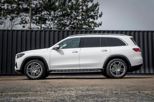 White 2026 Mercedes-Benz GLS 450 4MATIC