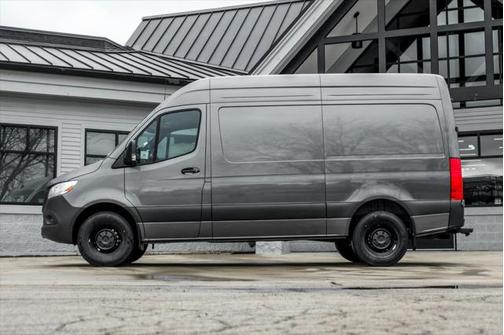 2025 Mercedes-Benz Sprinter 2500 Standard Roof