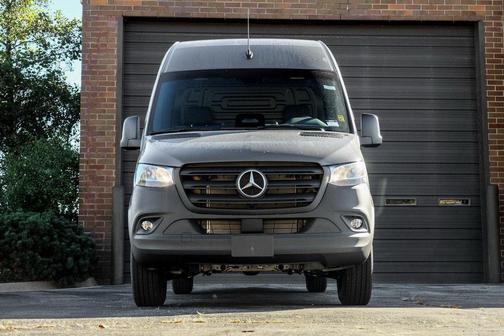 2026 Mercedes-Benz Sprinter 2500 High Roof