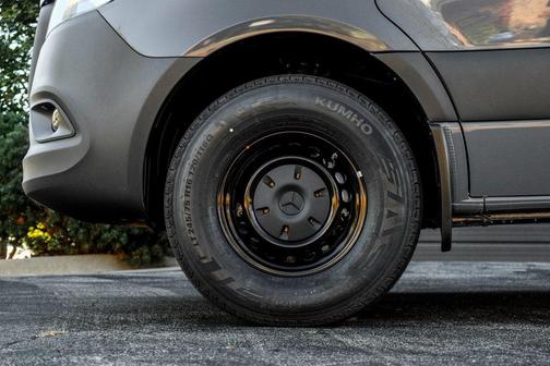 2026 Mercedes-Benz Sprinter 2500 High Roof