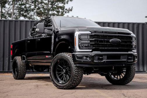 Black Metallic 2025 Ford F-250 Platinum