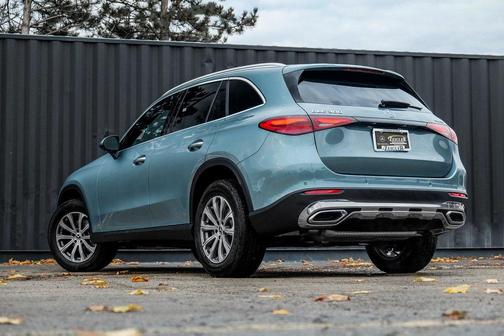 2026 Mercedes-Benz GLC 300 4MATIC