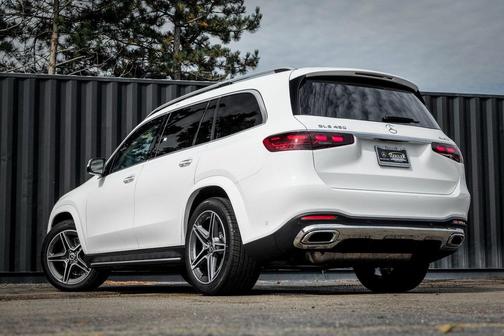 2026 Mercedes-Benz GLS 450 4MATIC