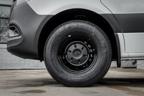 2025 Mercedes-Benz Sprinter 2500 High Roof