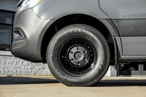 2026 Mercedes-Benz Sprinter 2500 High Roof