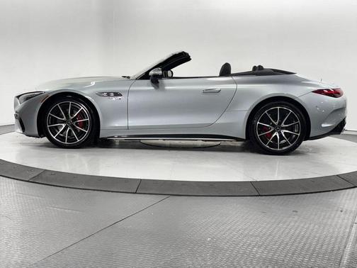 2022 Mercedes-Benz AMG SL 55 Base