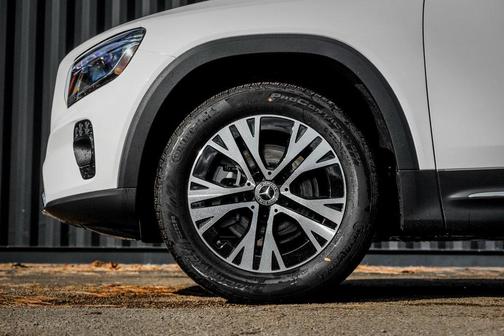 2026 Mercedes-Benz GLB 250 4MATIC