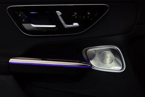 2025 Mercedes-Benz GLC 350e Base