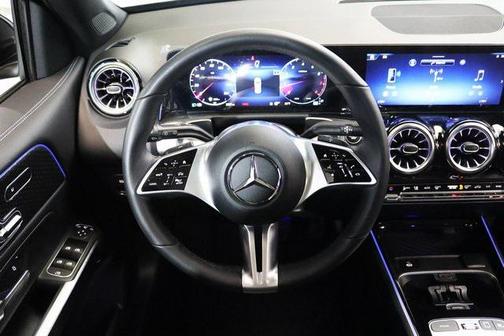 2025 Mercedes-Benz GLB 250 4MATIC