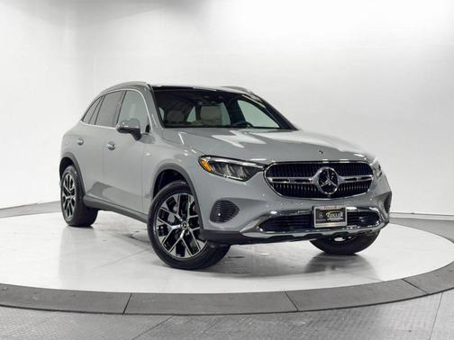 2025 Mercedes-Benz GLC 350e Base
