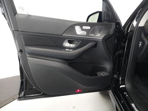 Black 2024 Mercedes-Benz GLS 450 4MATIC