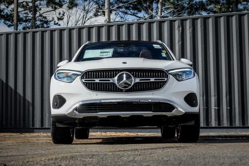 2026 Mercedes-Benz GLC 300 4MATIC