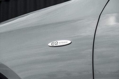 2025 Mercedes-Benz GLC 350e Base