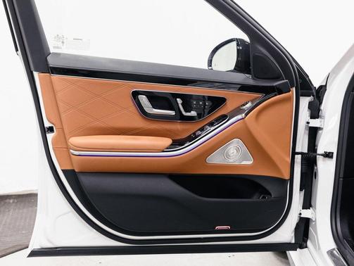 2025 Mercedes-Benz AMG S 63 E 4MATIC