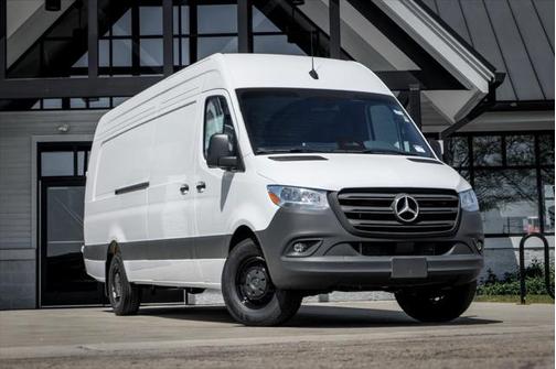 2025 Mercedes-Benz Sprinter 2500 High Roof