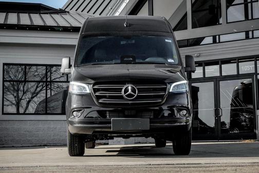 2026 Mercedes-Benz Sprinter 2500 Passenger 170 WB