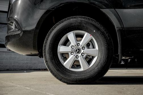 2026 Mercedes-Benz Sprinter 2500 Passenger 170 WB