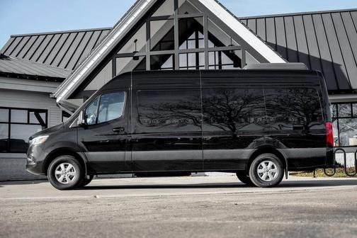 2026 Mercedes-Benz Sprinter 2500 Passenger 170 WB