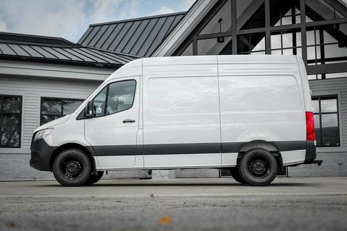 2026 Mercedes-Benz Sprinter 2500 High Roof
