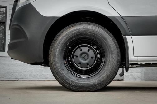 2026 Mercedes-Benz Sprinter 2500 High Roof