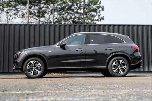 2025 Mercedes-Benz GLC 350e Base