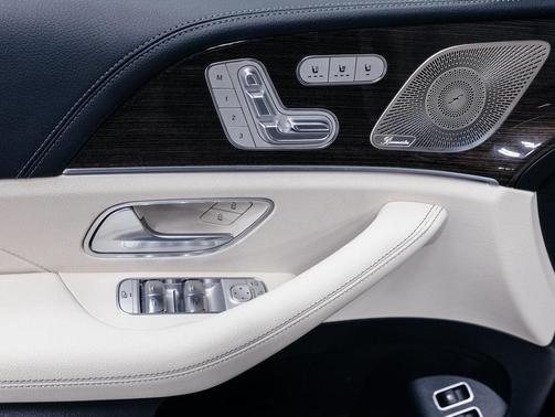 2025 Mercedes-Benz GLE 450e 4MATIC