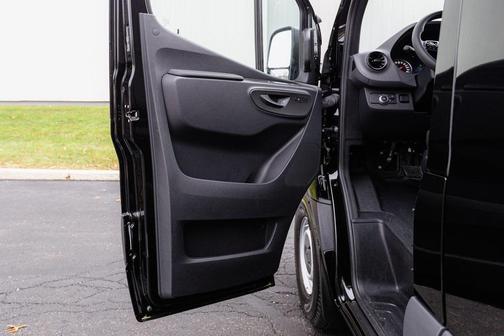 2024 Mercedes-Benz Sprinter 2500 High Roof