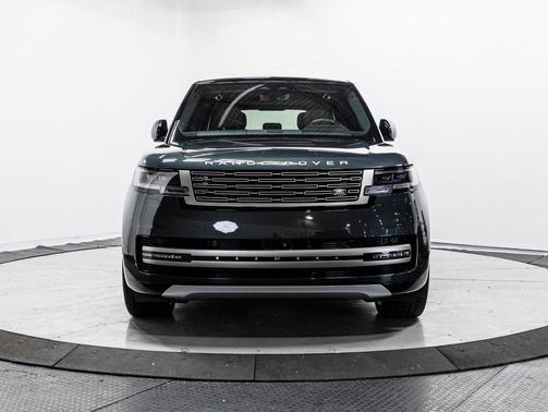 2024 Land Rover Range Rover P530 SE