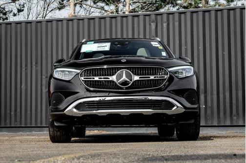 2025 Mercedes-Benz GLC 350e Base