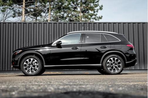 2025 Mercedes-Benz GLC 350e Base