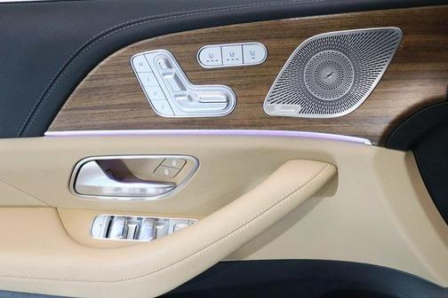 2025 Mercedes-Benz GLS 580 4MATIC