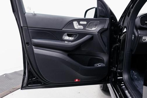 2025 Mercedes-Benz GLE 450e 4MATIC